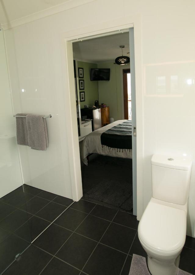 Kinsellas Water Views Олбани Екстериор снимка